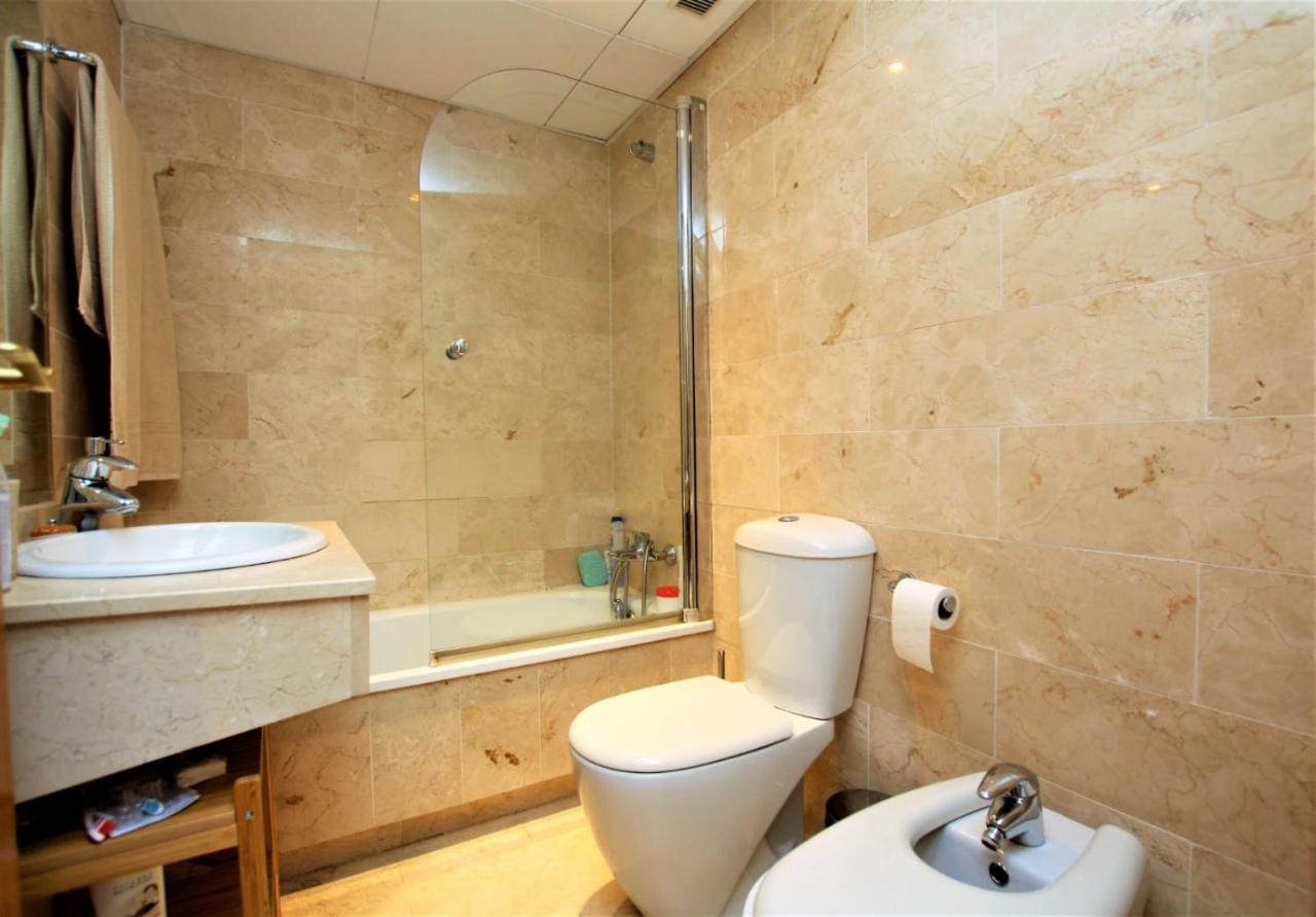 Apartamento Beachfront La Jacaranda Marbella Exterior foto